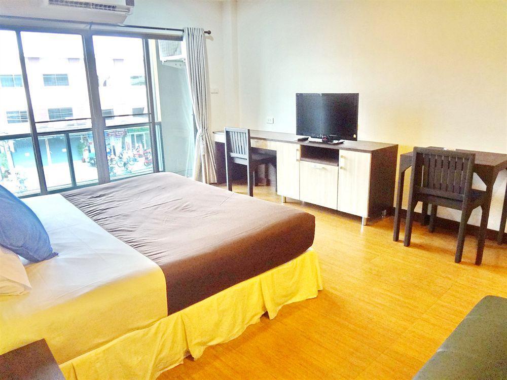 Sleep Tight Hotel Jomtien Beach Exterior foto