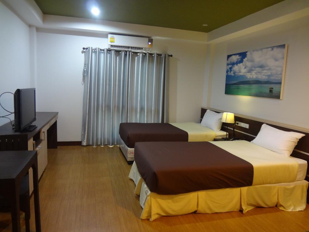 Sleep Tight Hotel Jomtien Beach Exterior foto