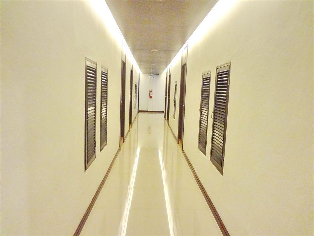 Sleep Tight Hotel Jomtien Beach Exterior foto