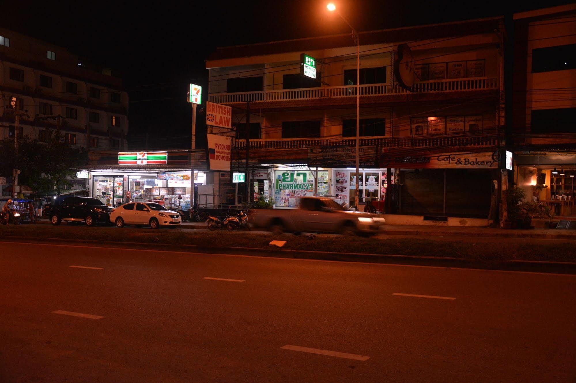 Sleep Tight Hotel Jomtien Beach Exterior foto